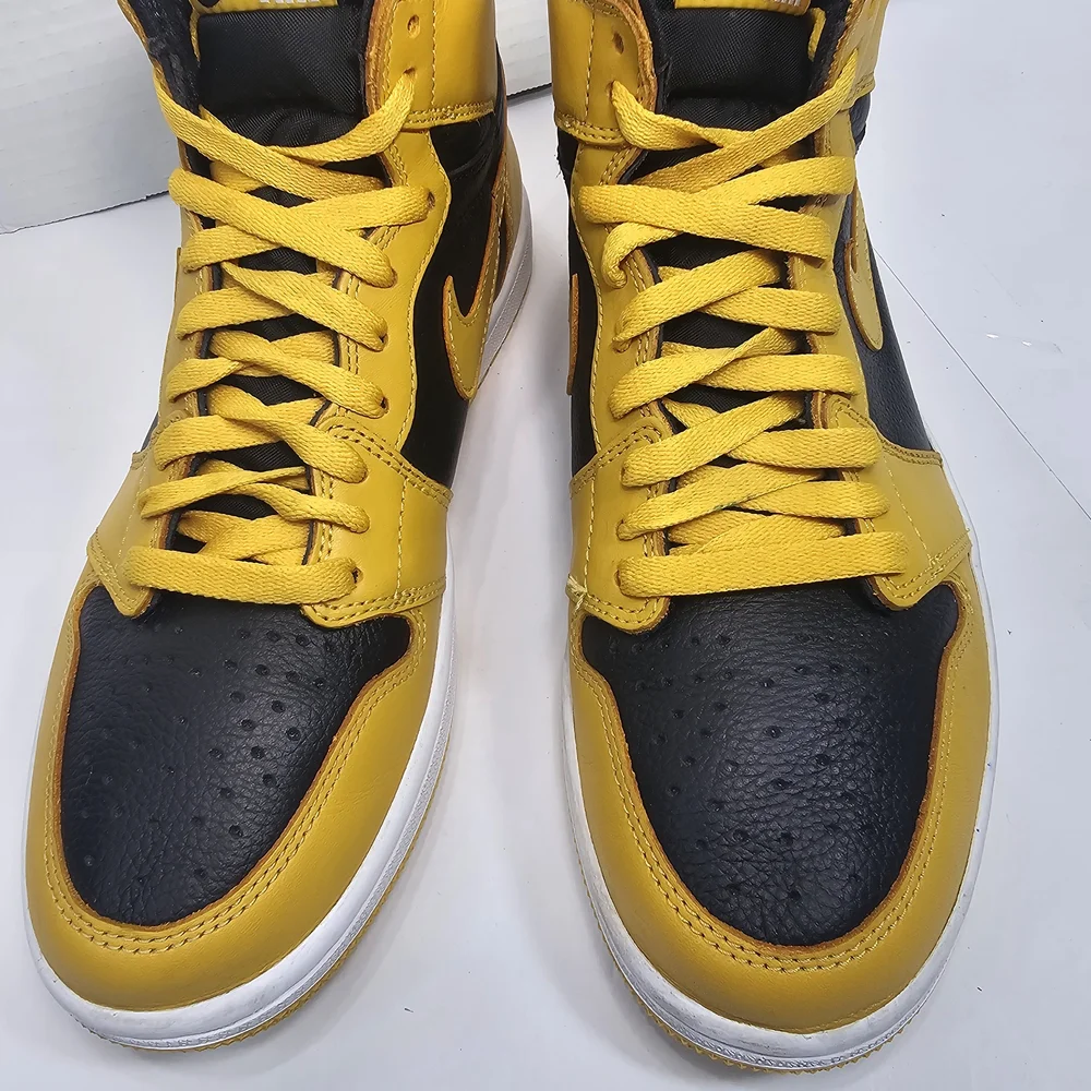 Nike Air Jordan Retro 1 High OG Pollen Size 8 Shoes Sneakers 555088 701 - Picture 4 of 11